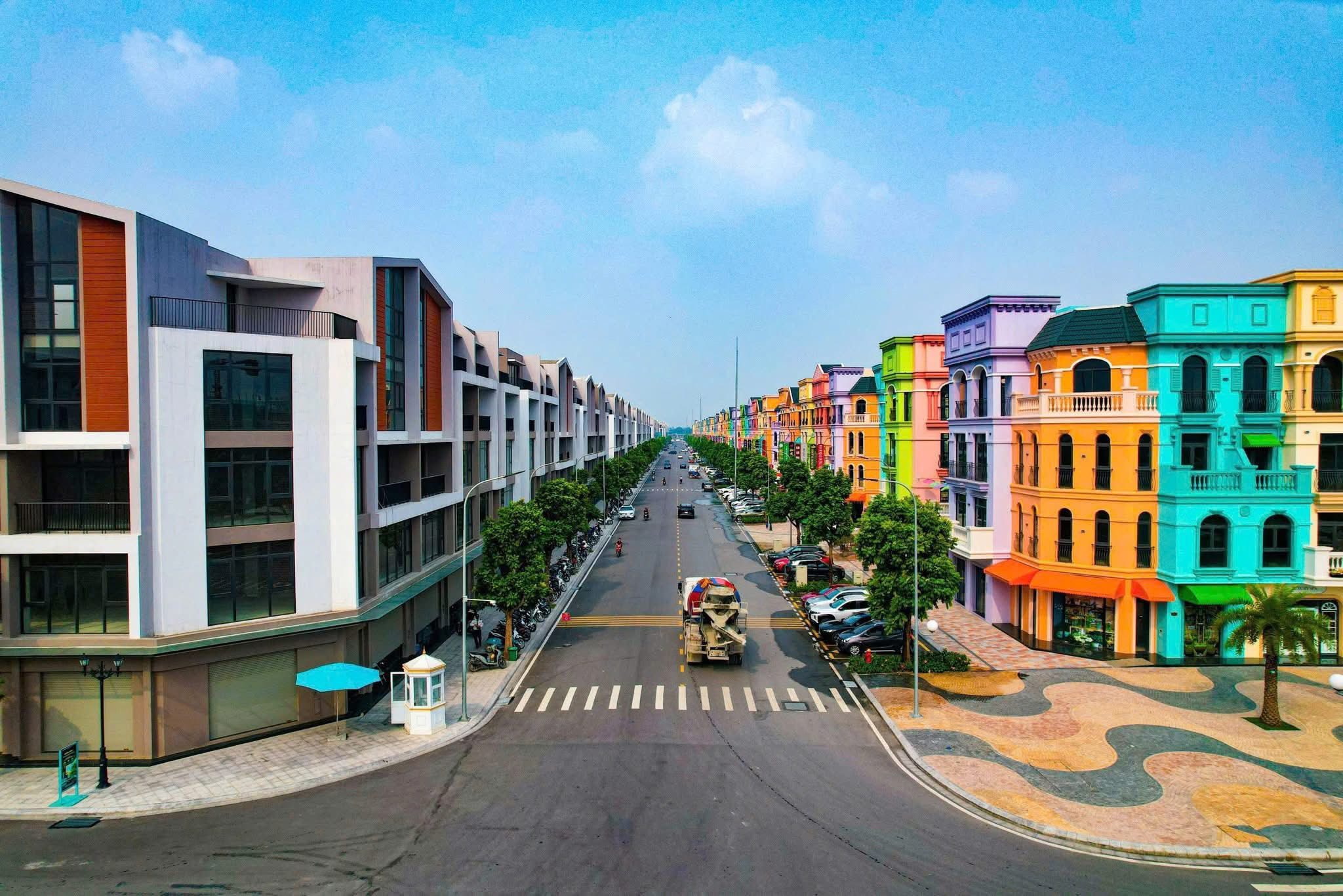 Hồ điều hòa & không gian sống sinh thái tại Vinhomes Hòa Long